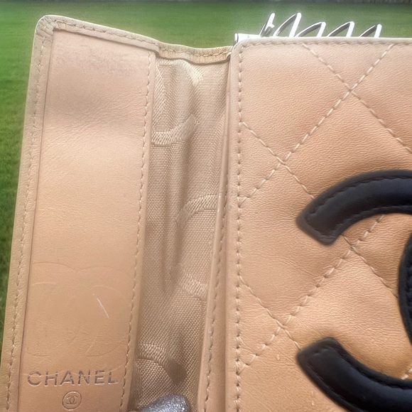 Chanel Lamb Skin Key Case 6 Ring - Picture 4 of 8